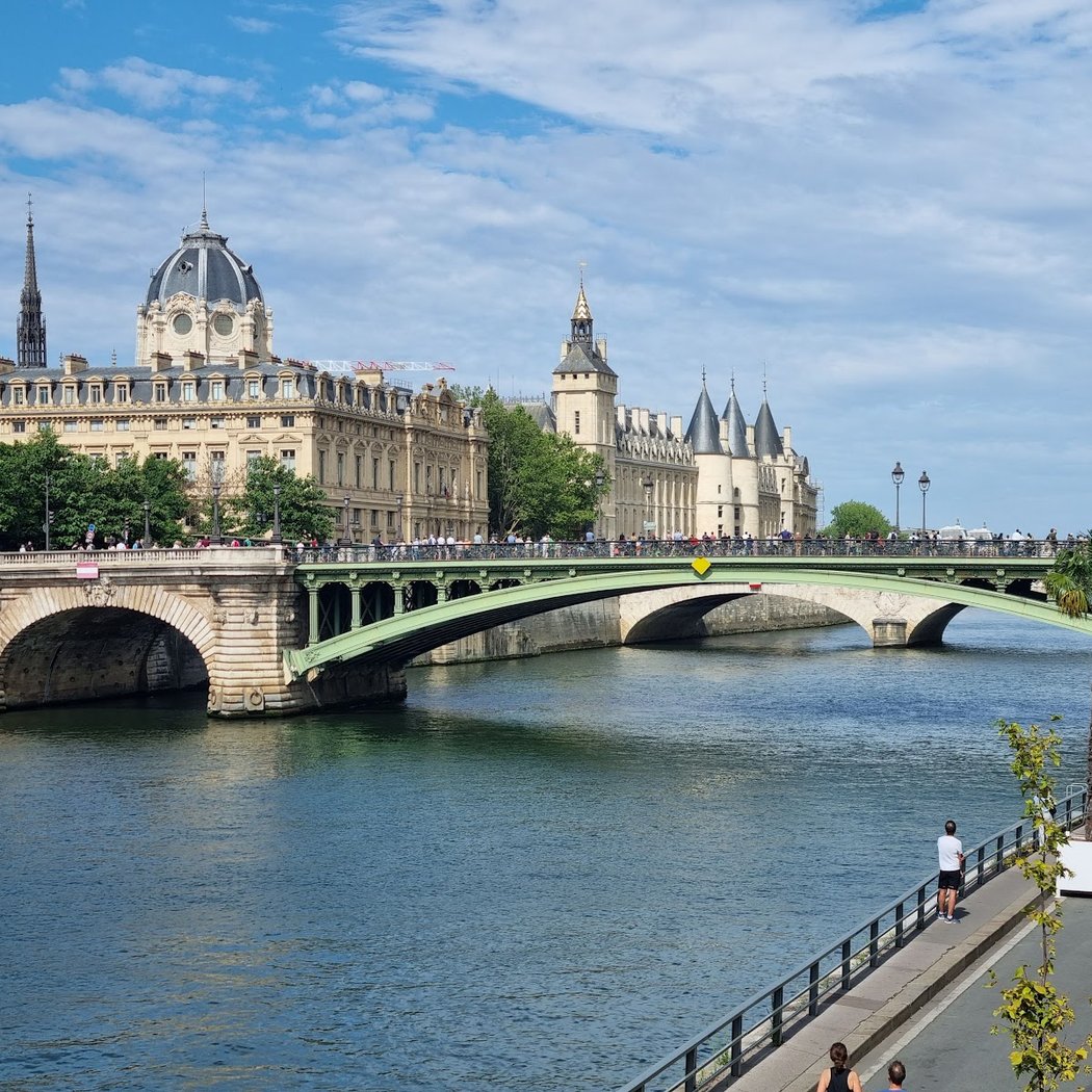 Pont Notre-Dame 3