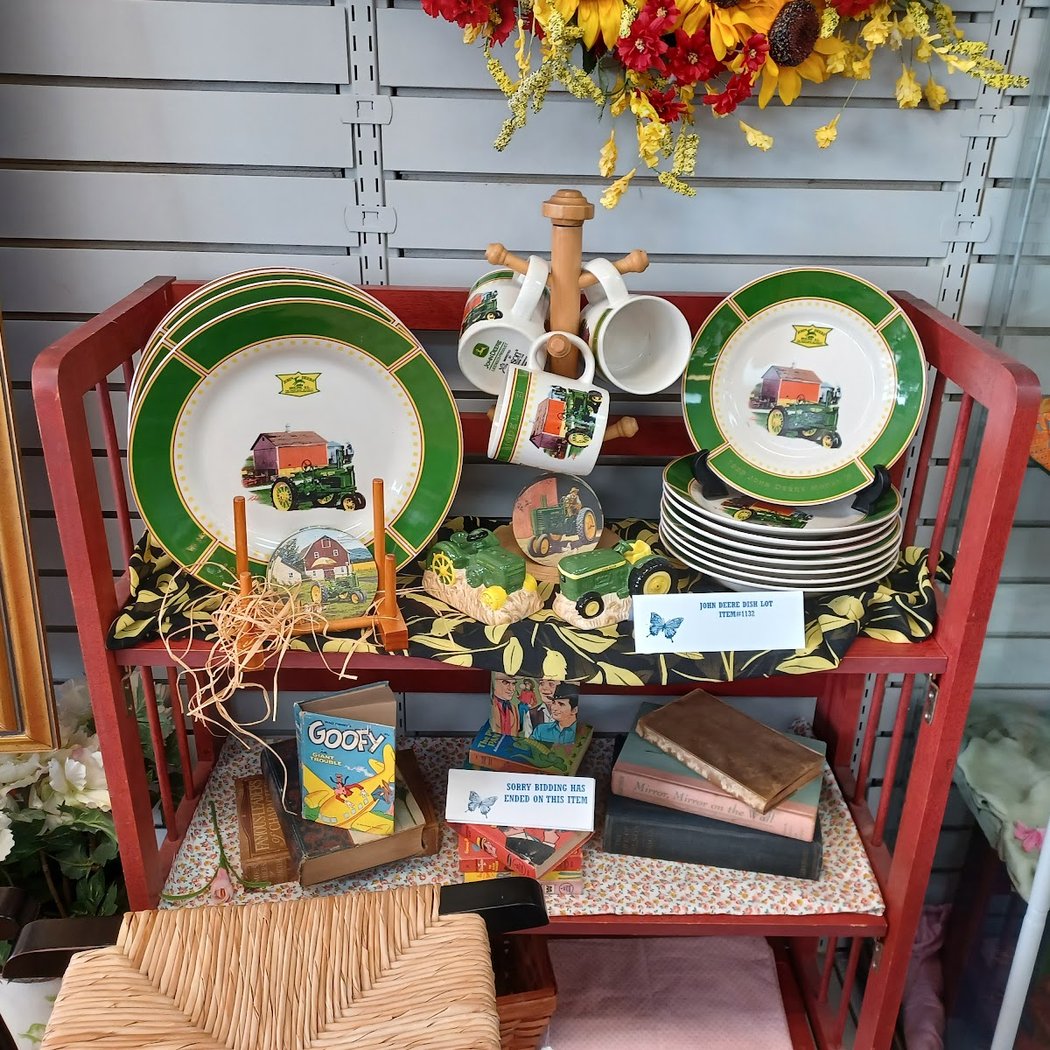 Blue Ridge Hospice Strasburg Thrift Shop 1