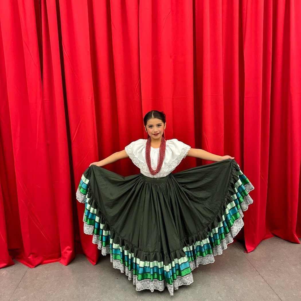 Mariachi & Folklorico Academy 3