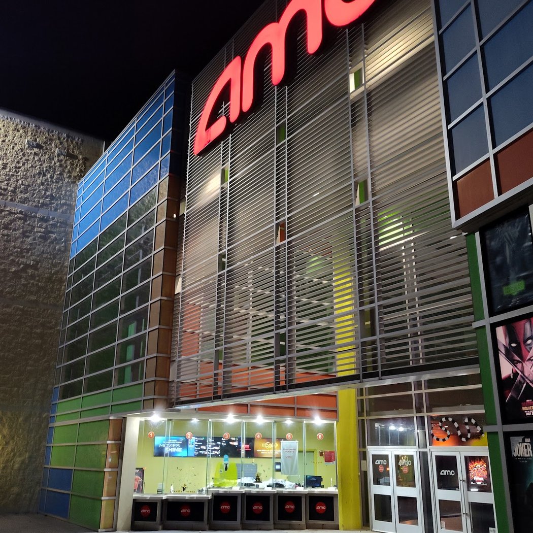 AMC Mall of Louisiana 15 1