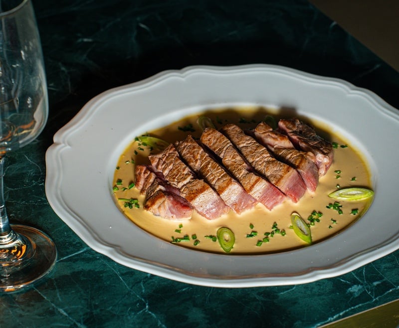 Moon Restaurant 3
