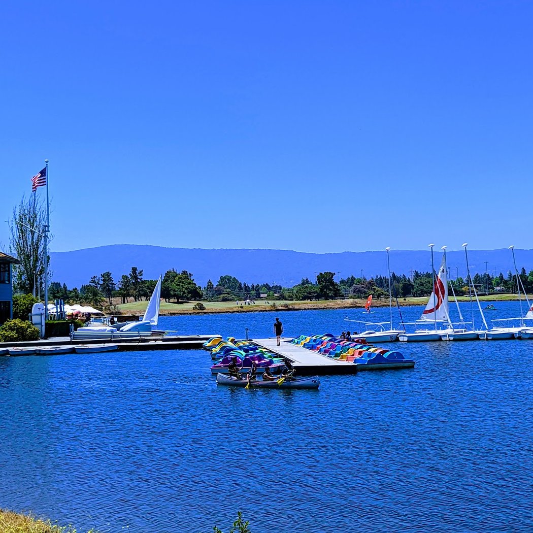 Shoreline Lake Winter Holiday Activities 3