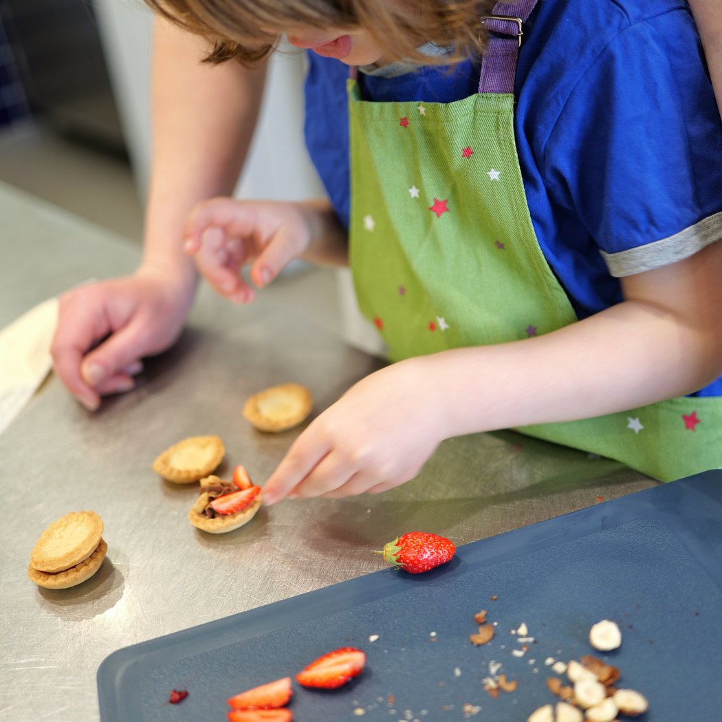 Atelier duo parent-enfant "Mini tartelettes créatives" 3