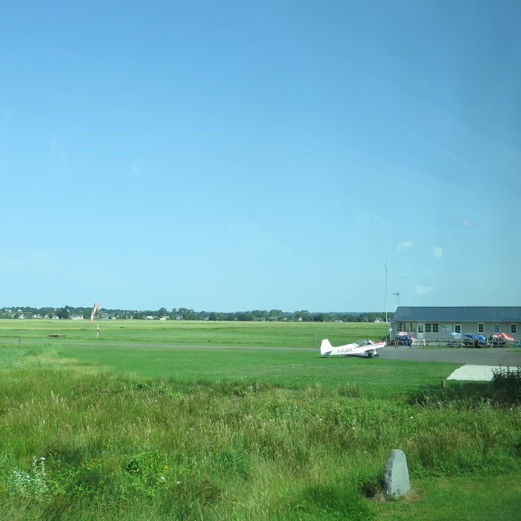 Aerodrome Avranches Val-Saint-Père 2