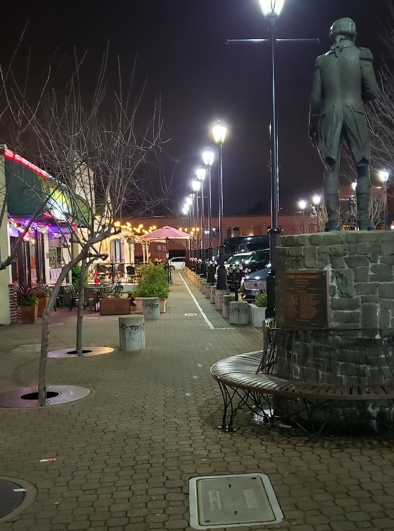 It’s a Wonderful Life in Lafayette Holiday Celebration 3