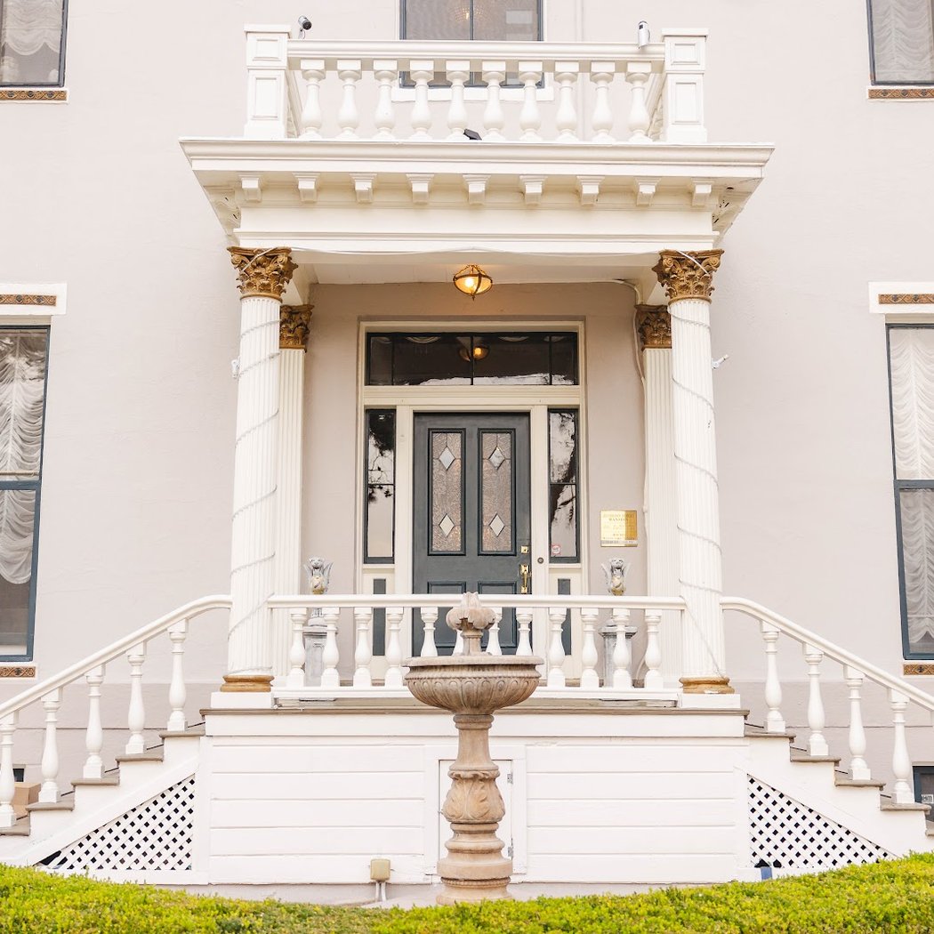 Jefferson Street Mansion by Wedgewood Weddings 2