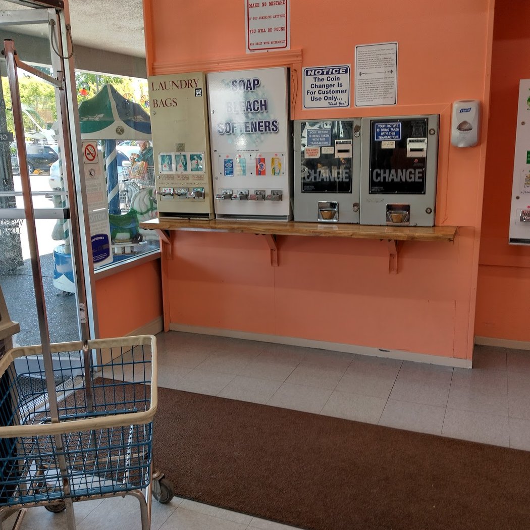Fiesta Shopping Center 2
