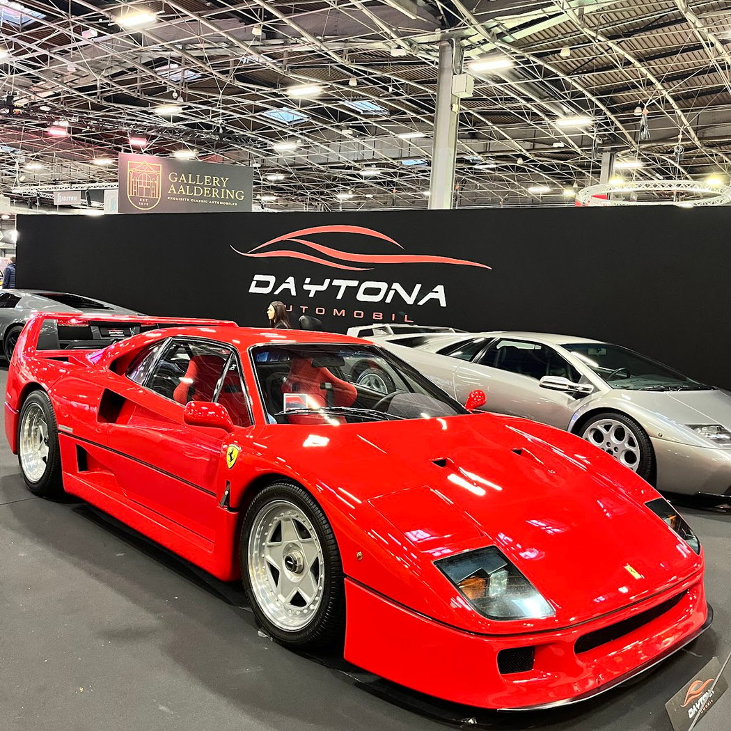 Le salon Rétromobile 1