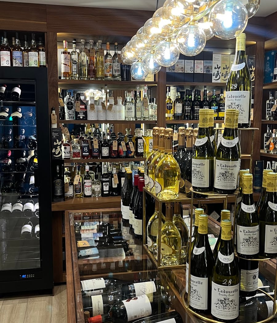 LA CAVE DE NEUILLY 1