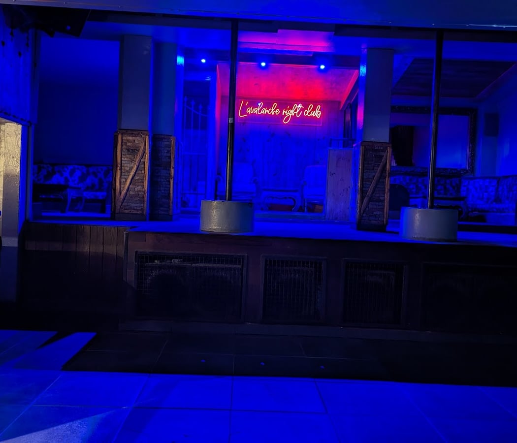L'Avalanche Club 3