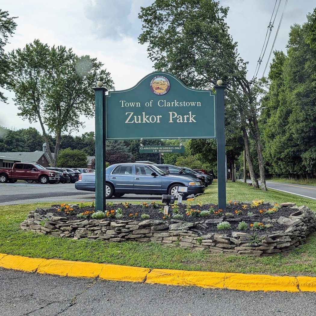 Zukor Park pickleball courts 2