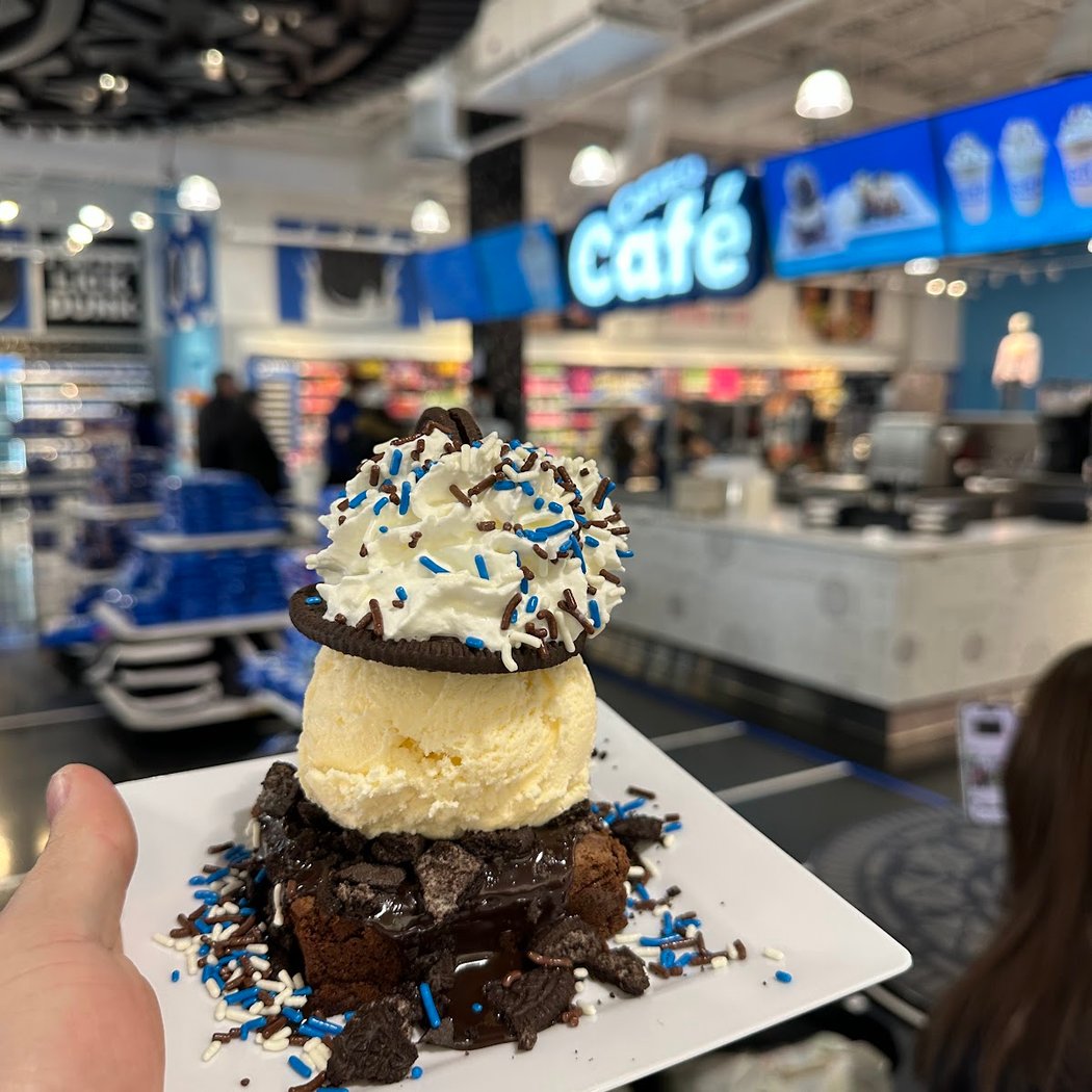 OREO Cafe 1