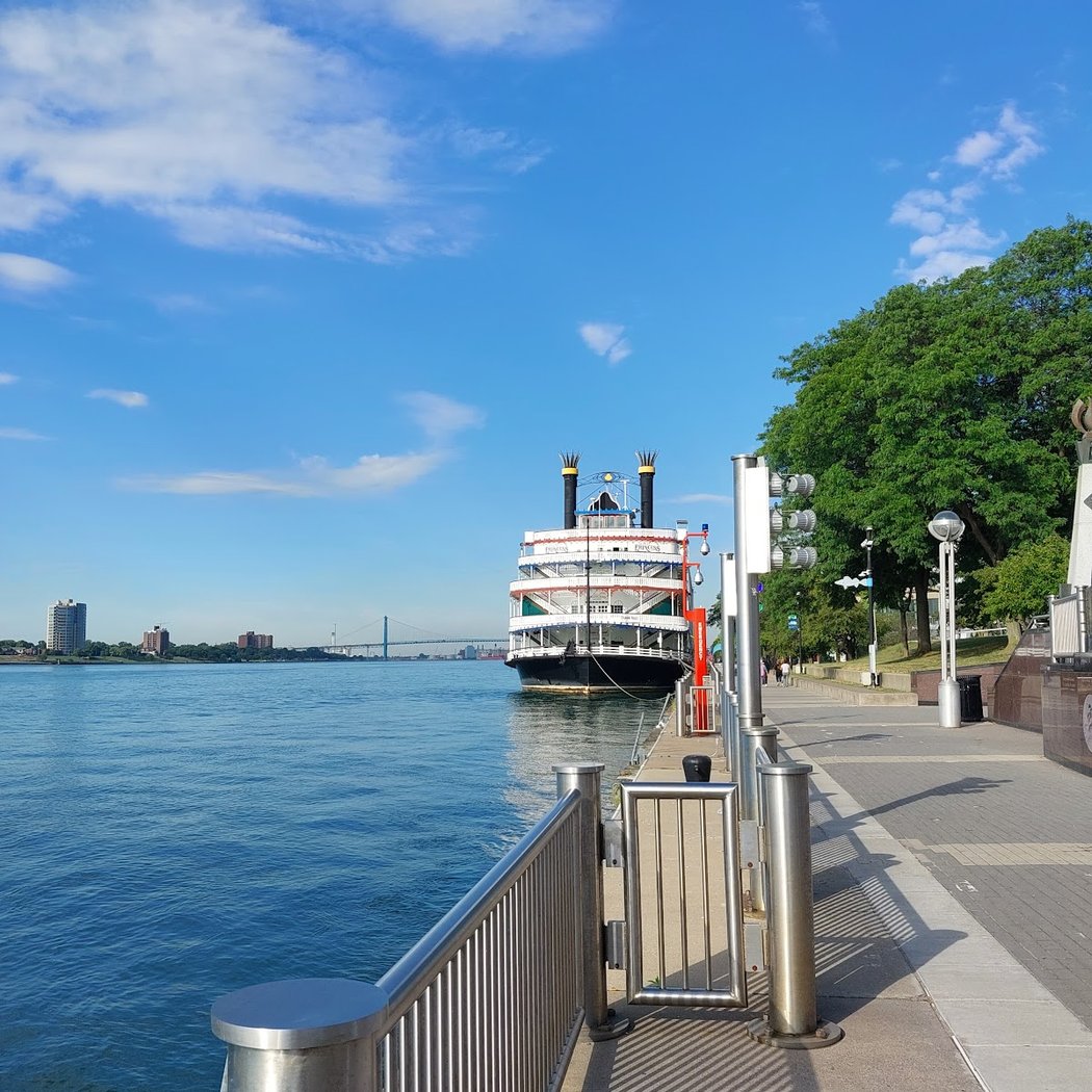Networking on the River 3
