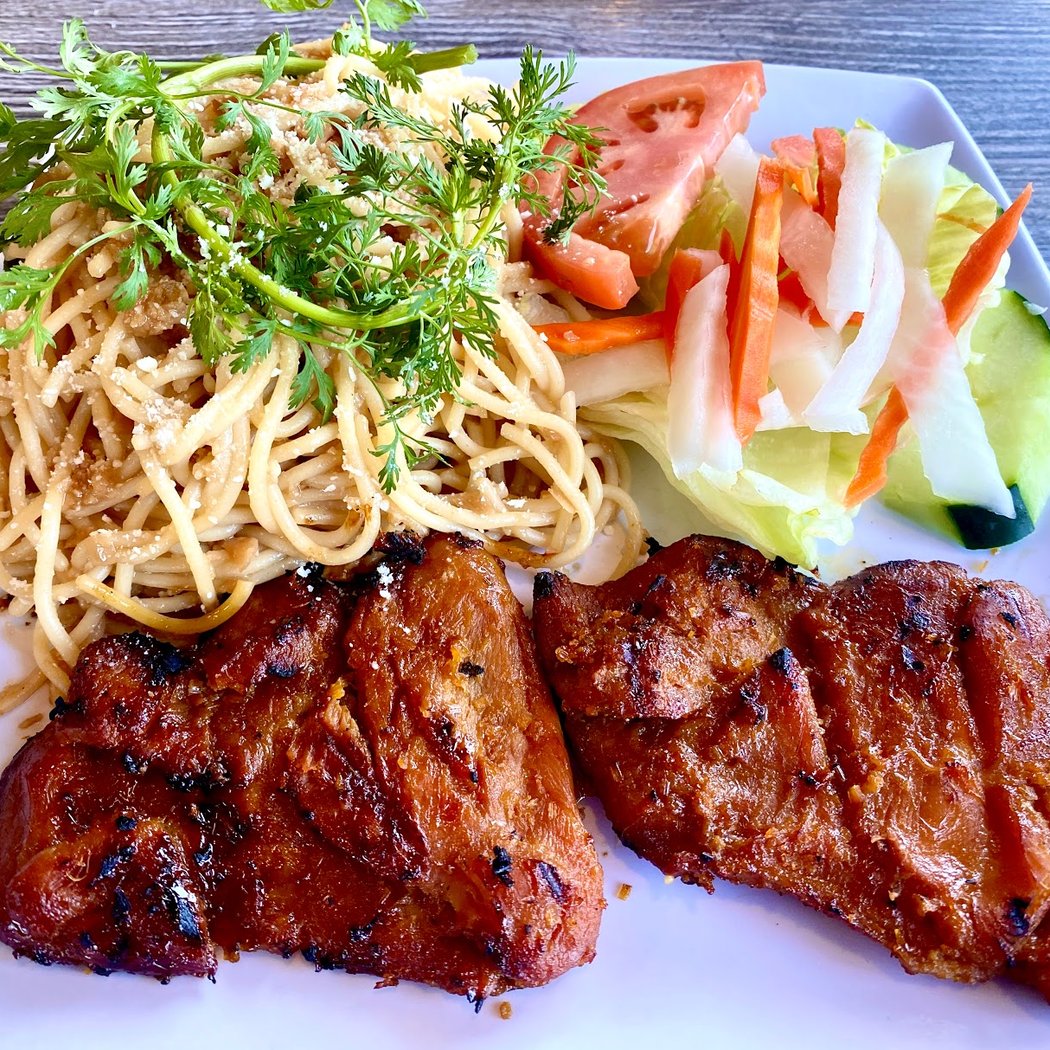 New Pho Saigon 2 | Noodle & Grill Restaurant 2