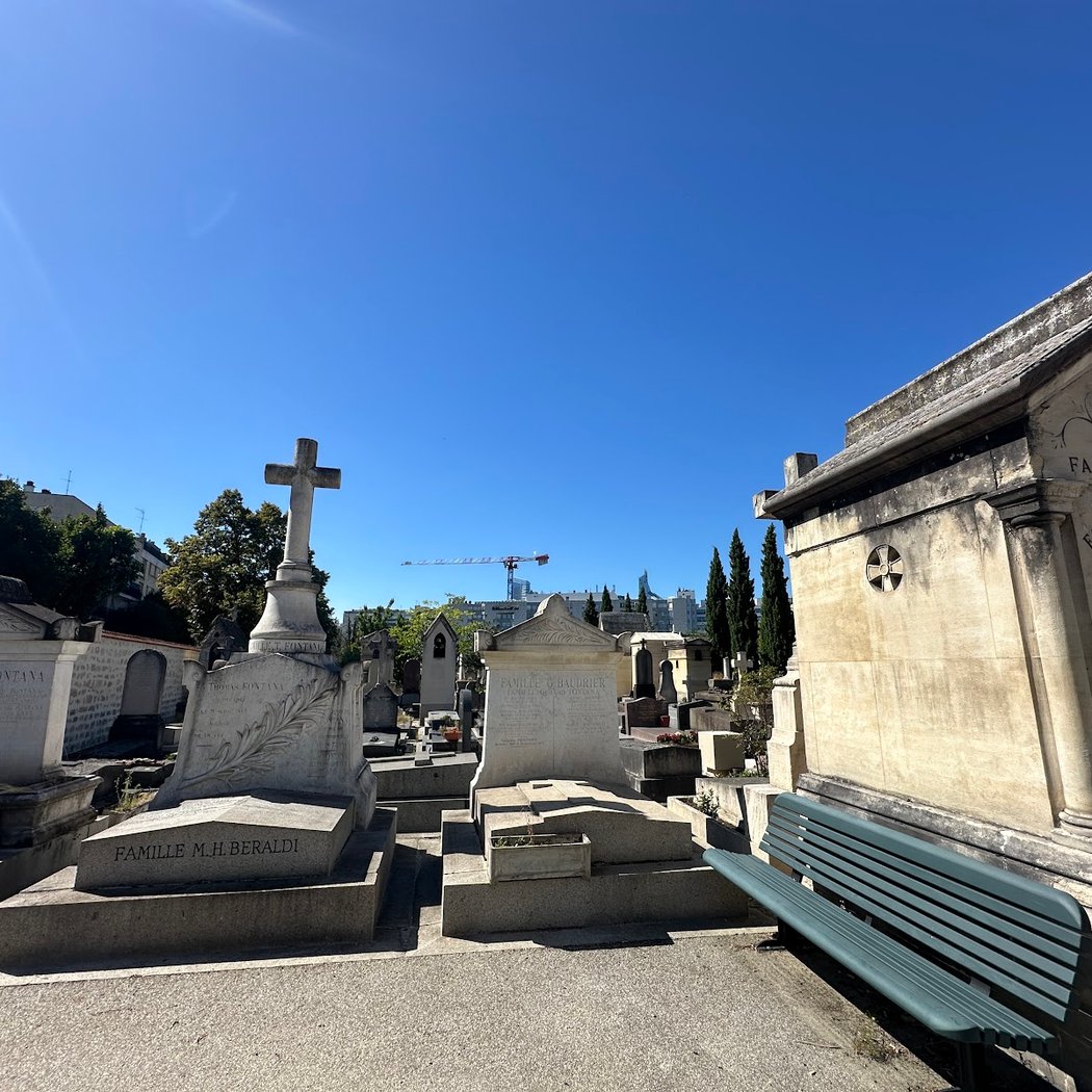 Neuilly-sur-Seine community cemetery 2