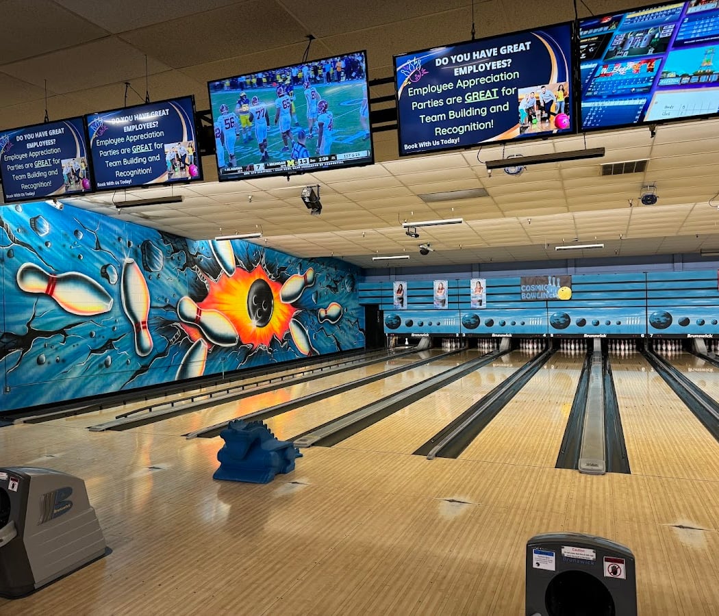 Cosmic Bowling 1
