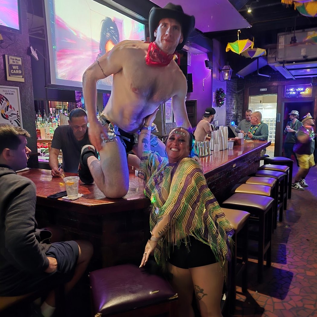 Bourbon Pub Parade 1