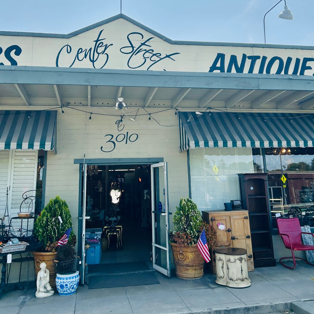 Center Street Antiques 2