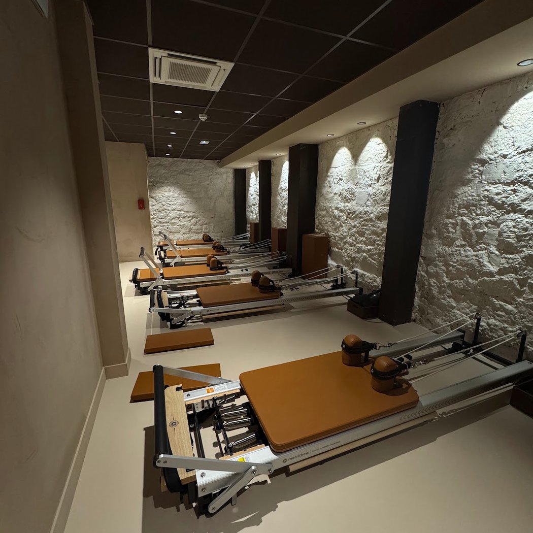Pilates Reformer 4