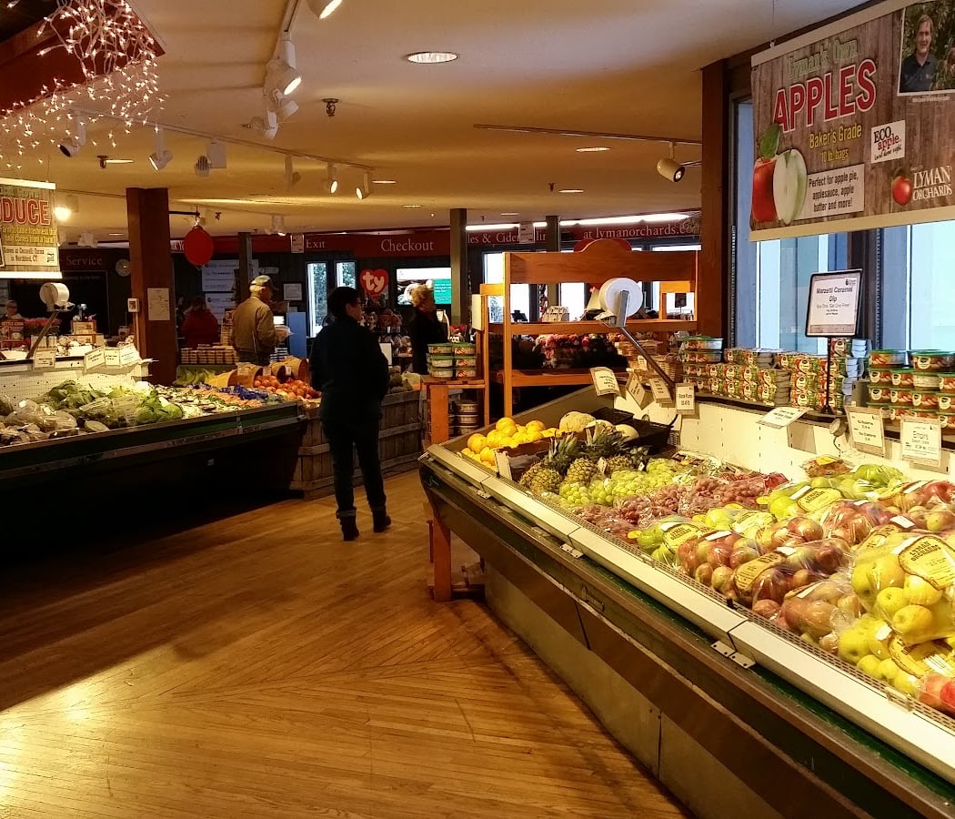 Lyman Orchards Apple Barrel Farm Market 4