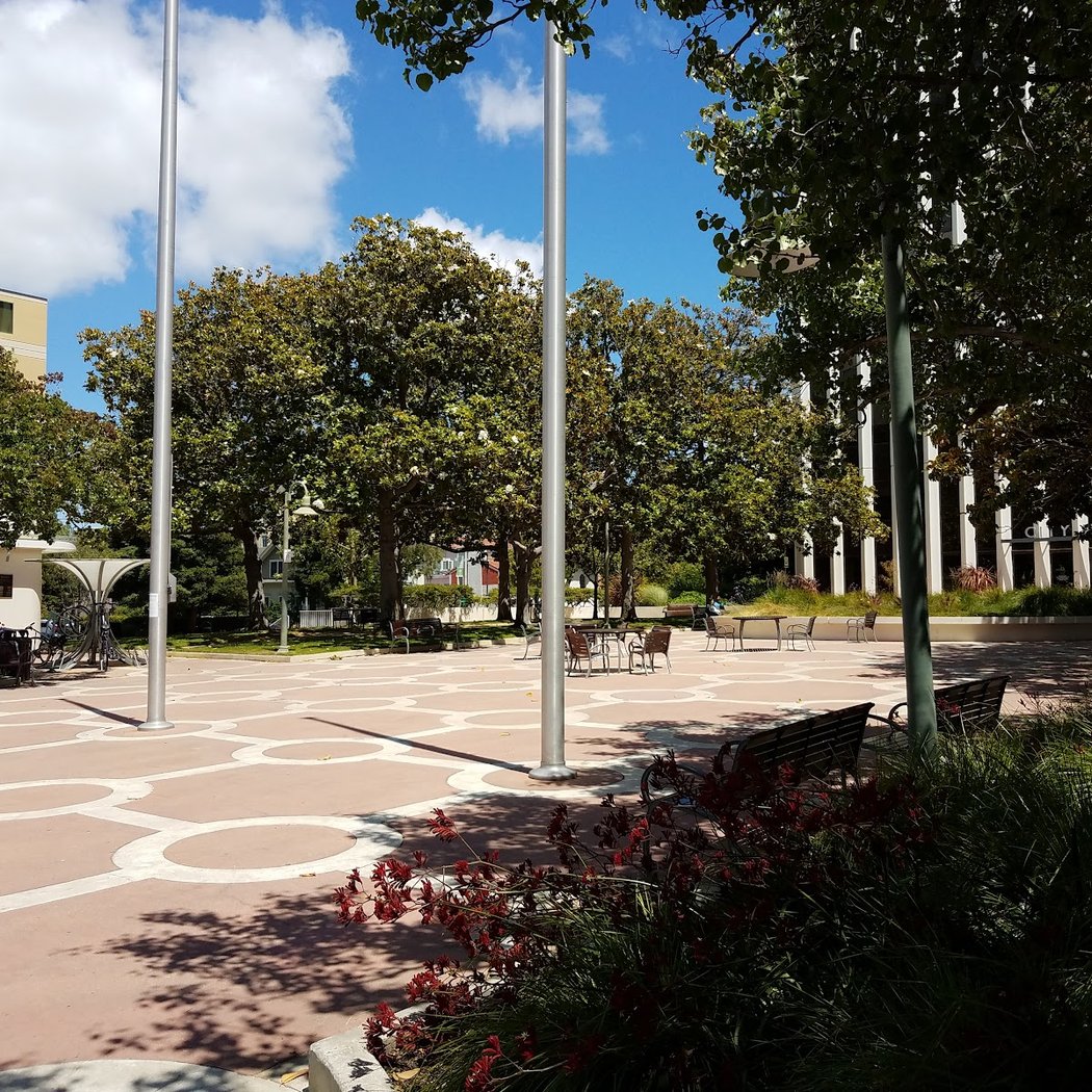 King Plaza 3
