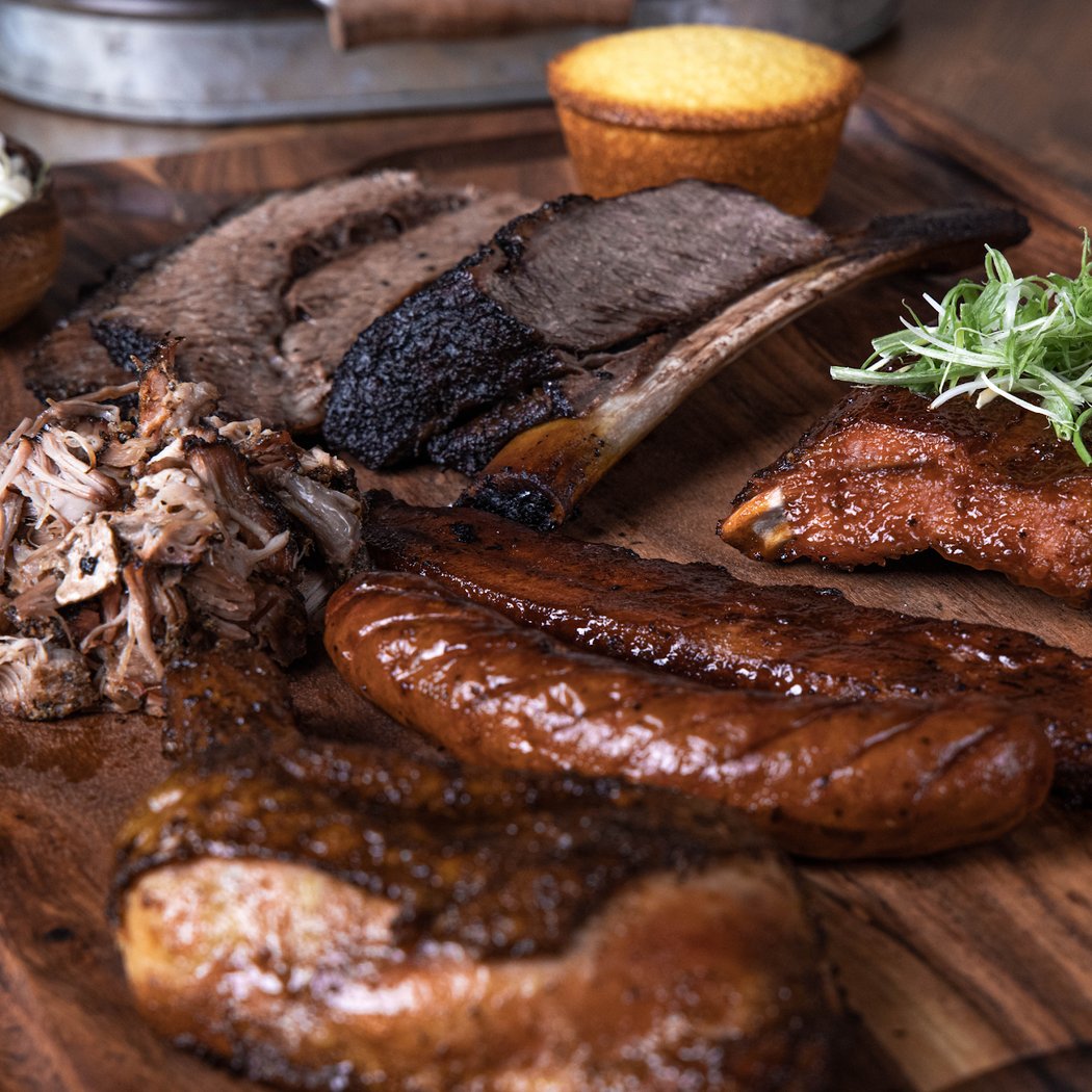 OISO BBQ PIT (Texas Barbecue & Seafood Boil) 1