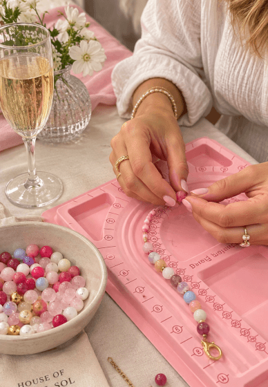 The Jewelry Instructor's Bead Bar