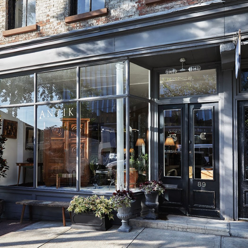 ANTIK Furnishings & Objects 3