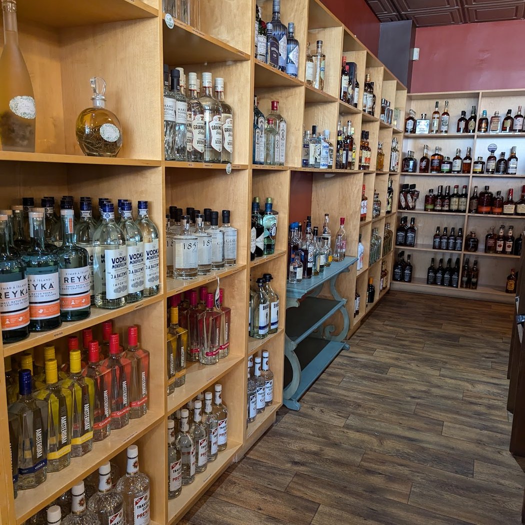 Fox & Hound Wine & Spirits 3