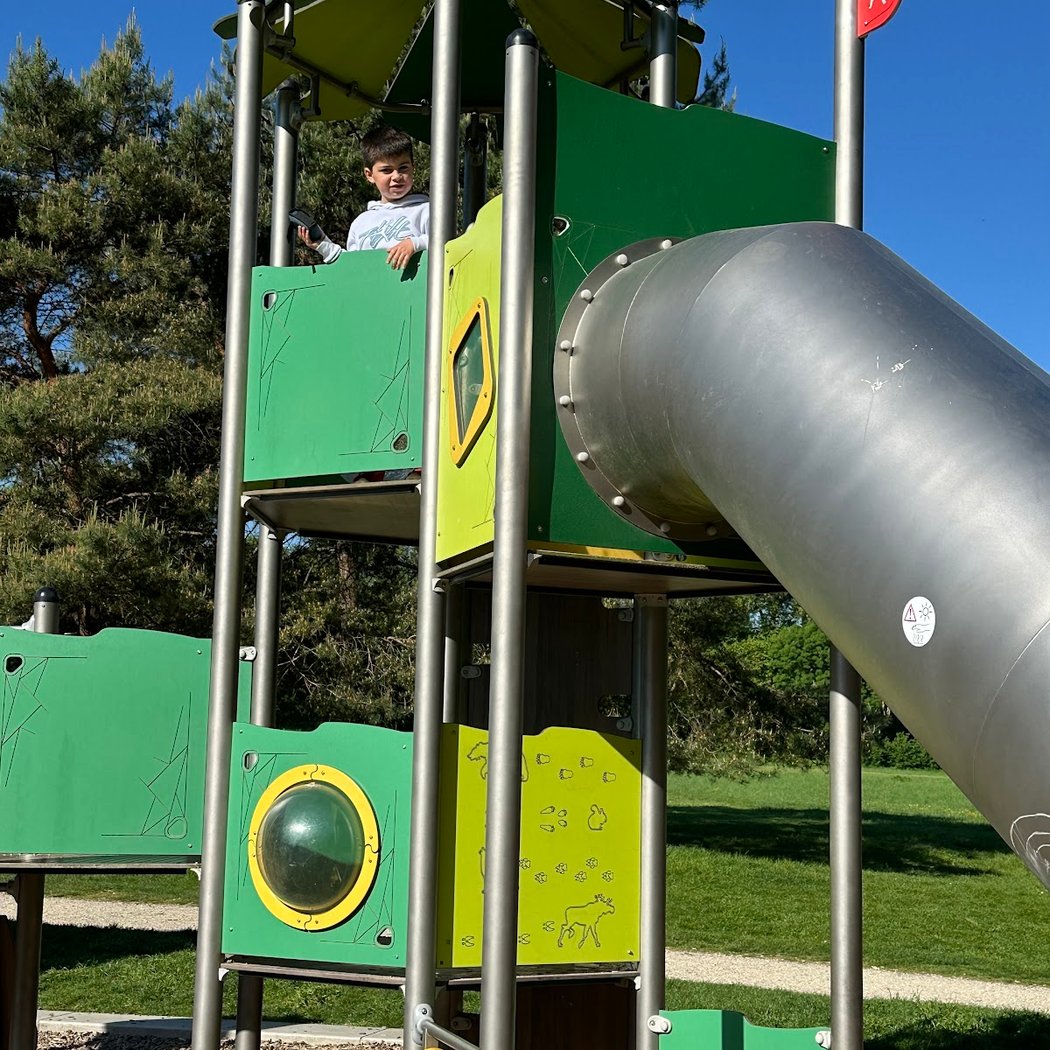Aire de jeux pour les enfants 3