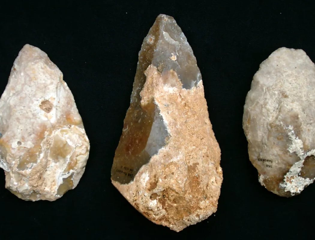 CHRONOLOGIE DES SITES PRÉHISTORIQUES DE LA VALLÉE DE LA SOMME 1