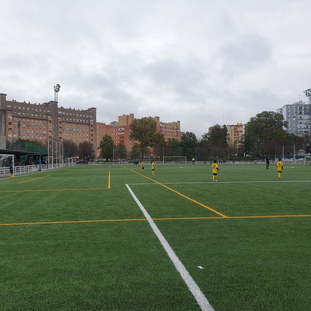 Centro Deportivo Huerta Del Perejil 2