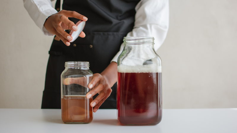 Kombucha, Kefir & Co.: Fermentierte Getränke