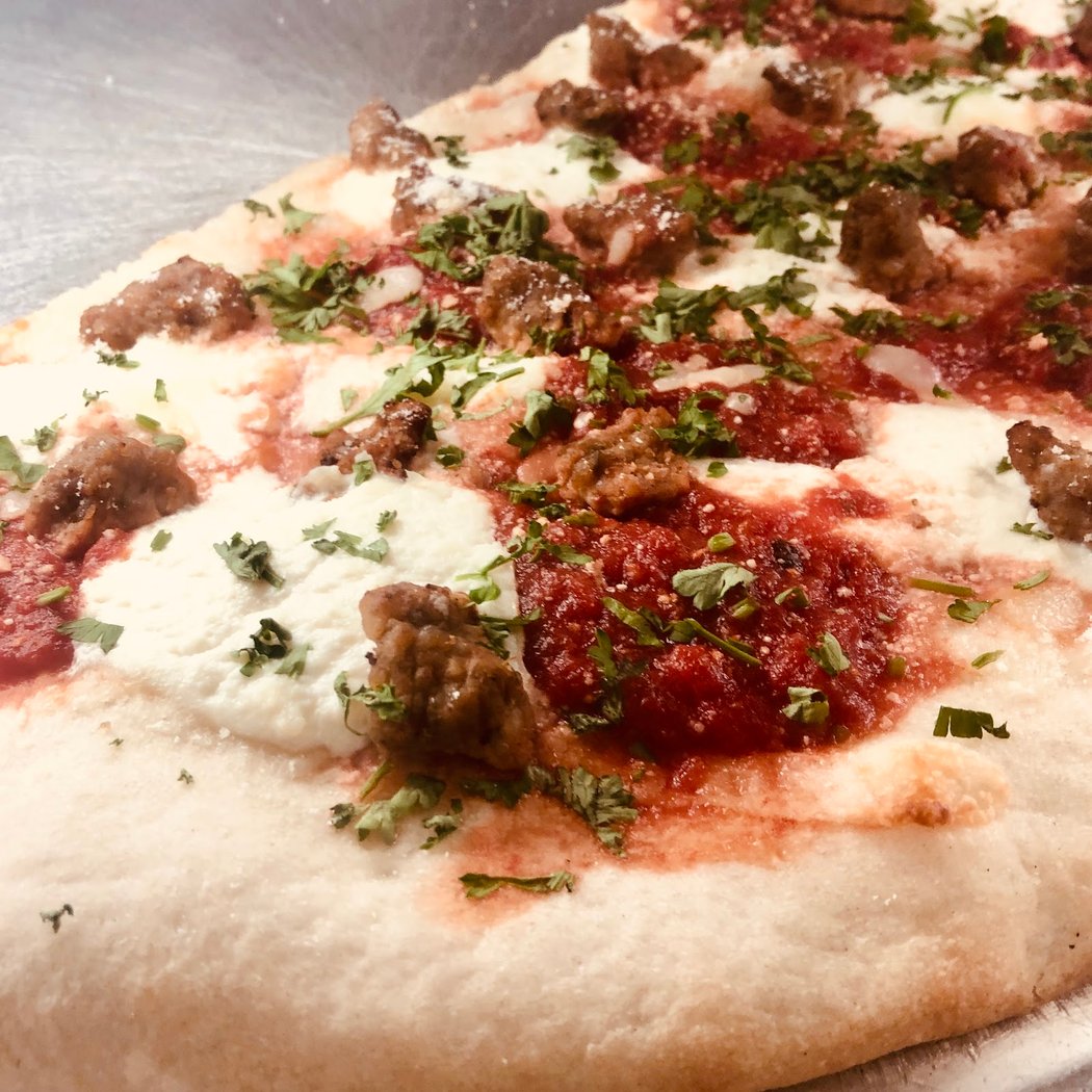 Avenue D Pizza 1