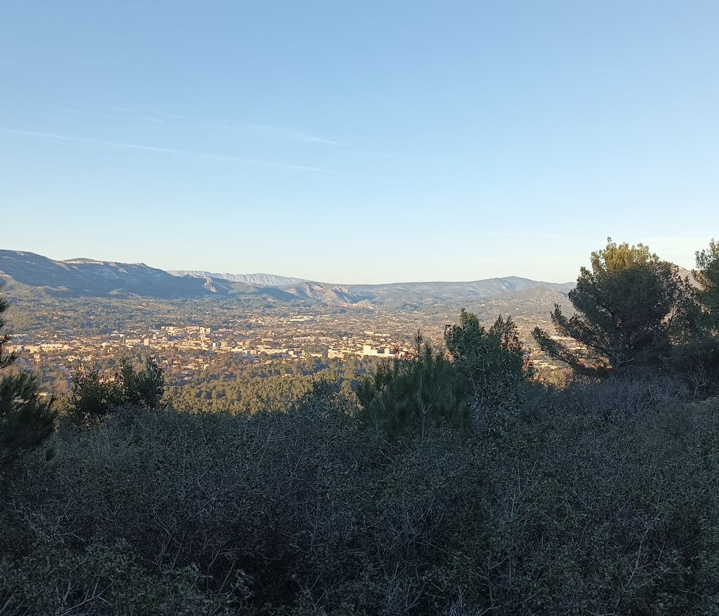 Colline du Nord de Carnoux en Provence 2