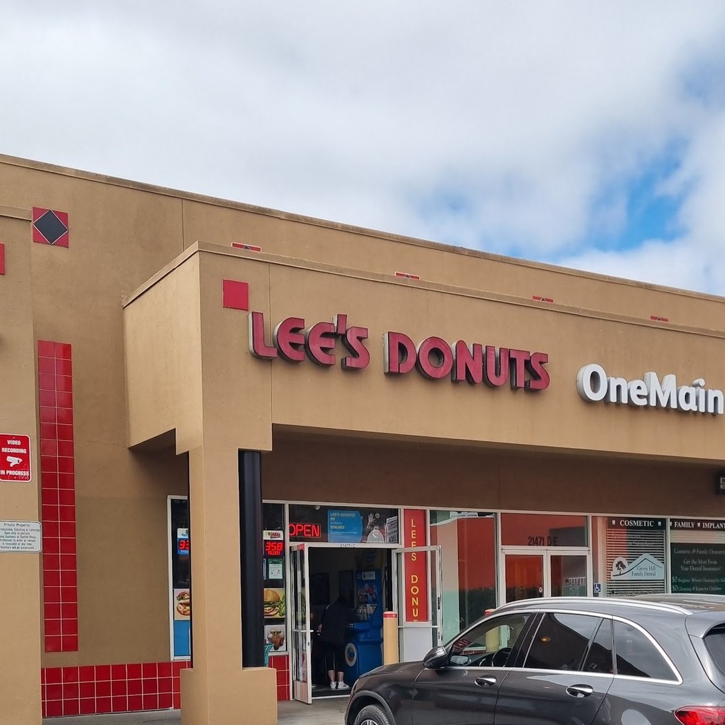Lee's Donuts 2