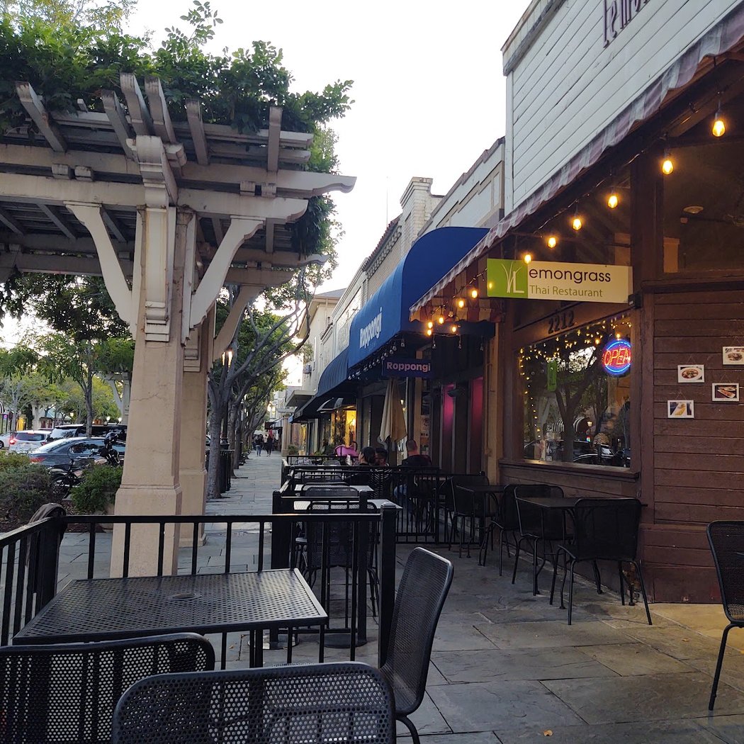 Lemongrass Thai Restaurant 2