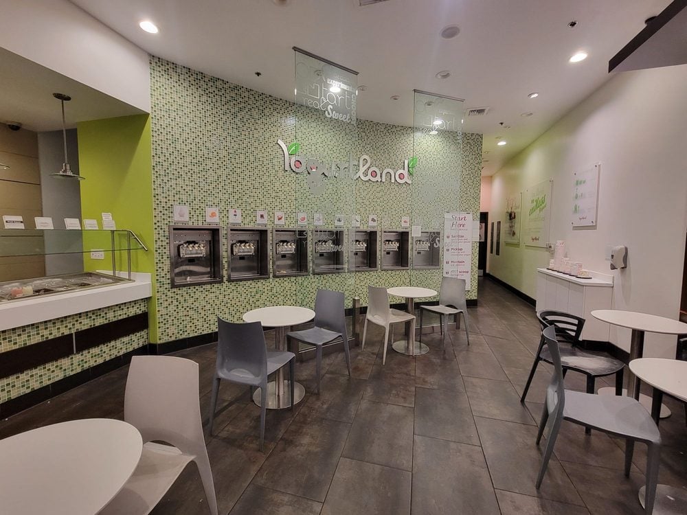 Yogurtland Mountain View 2