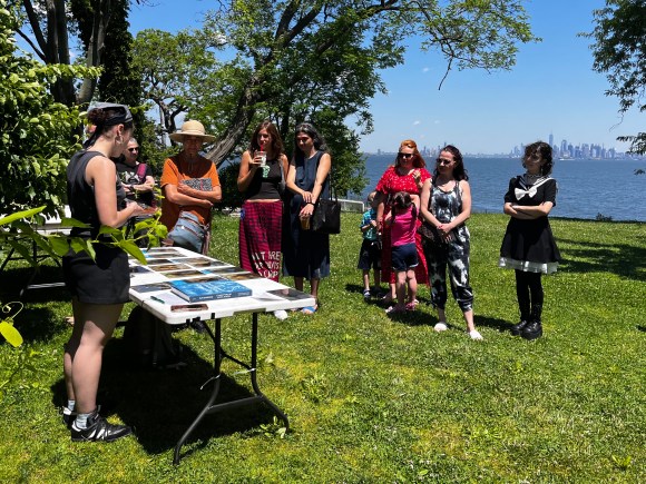 Cyanotype Workshop & Gardens Tour 2