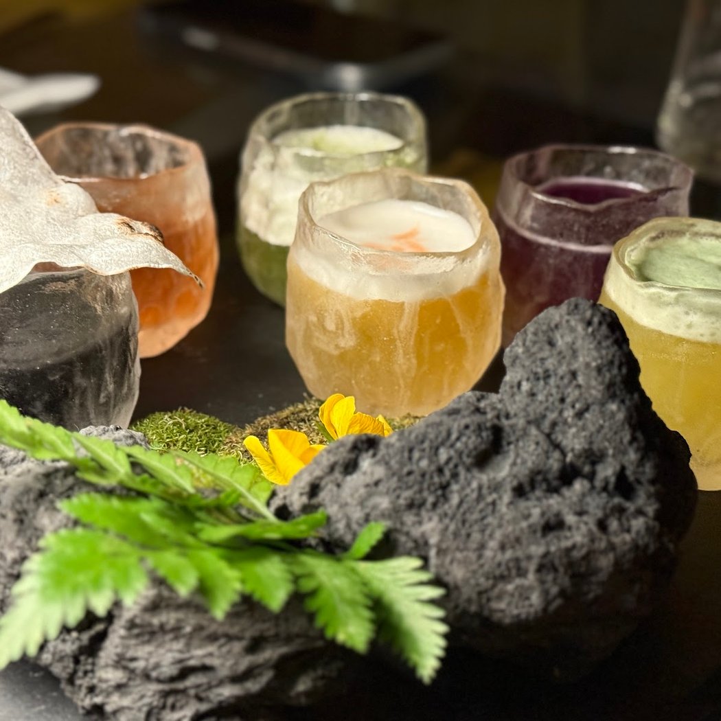XÀO XẠC BAR - Quán Rượu Dưới Hiên 1