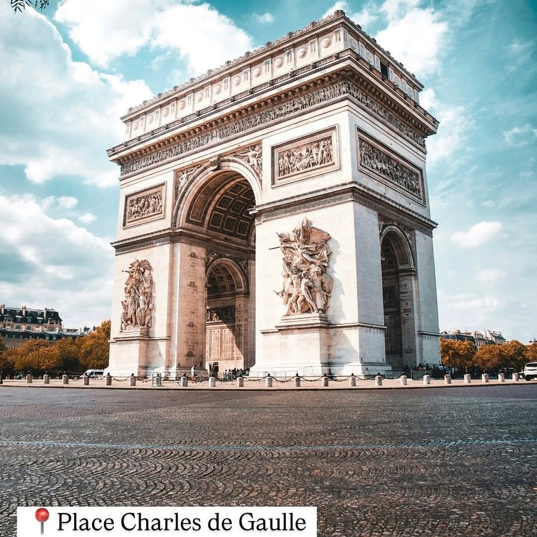 Place Charles de Gaulle 1
