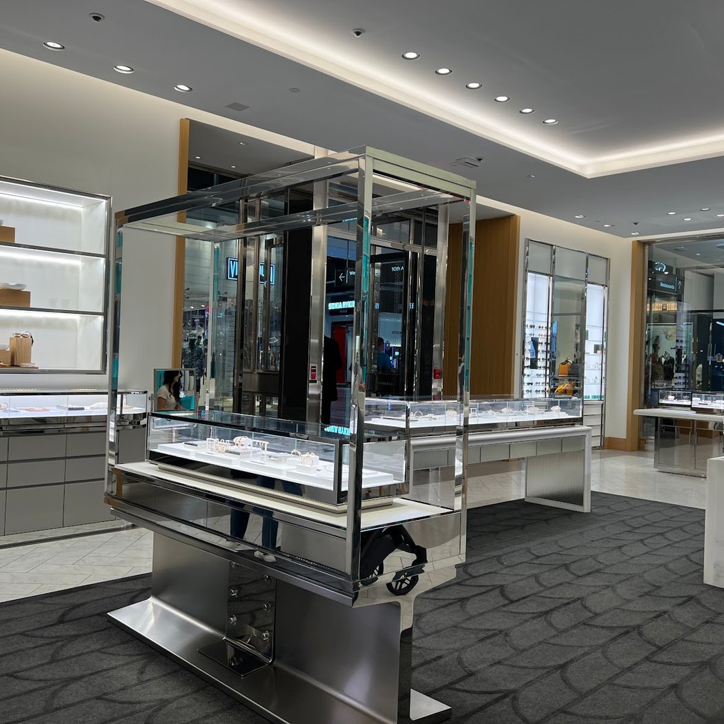 Tiffany & Co. 3