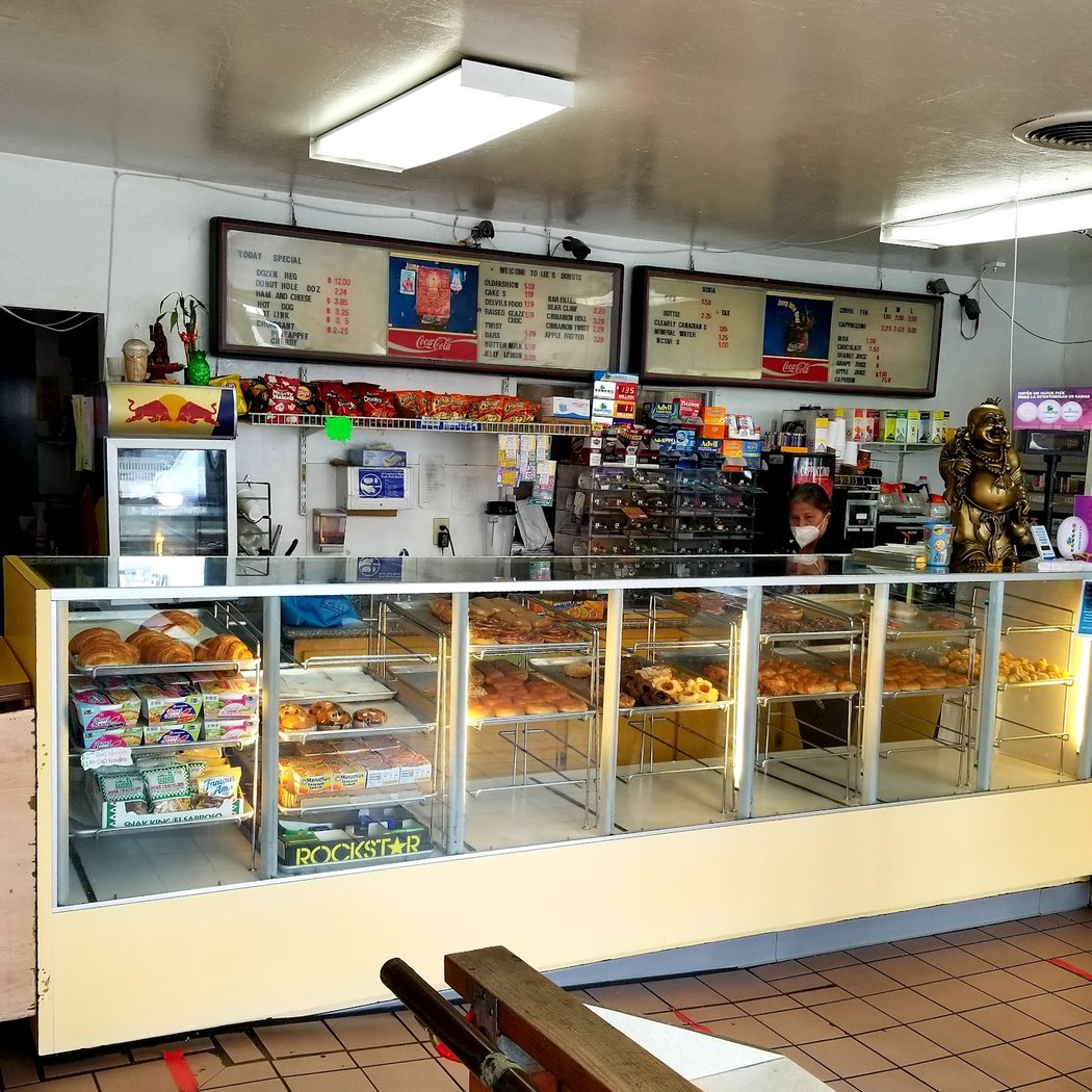 Lee's Donuts 4