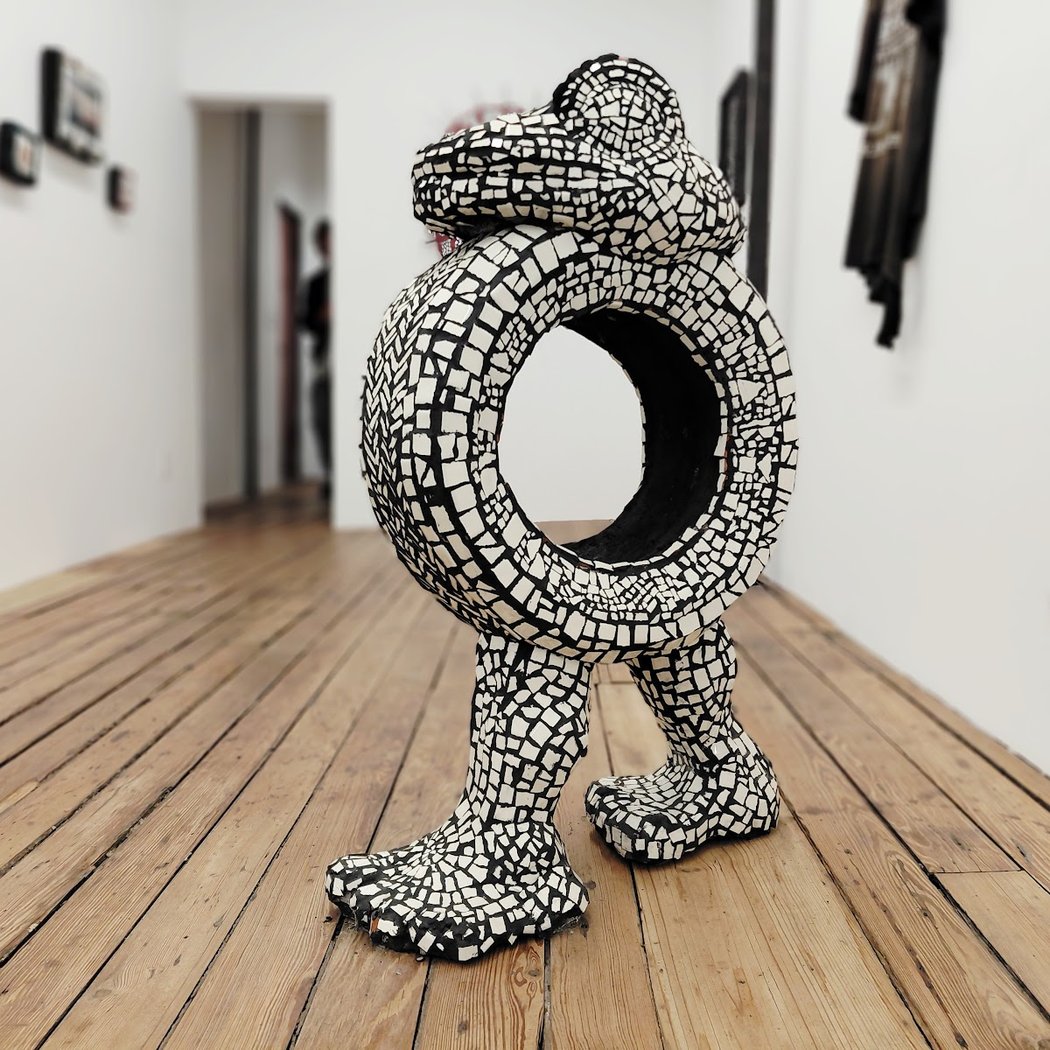 Material Instinct 1