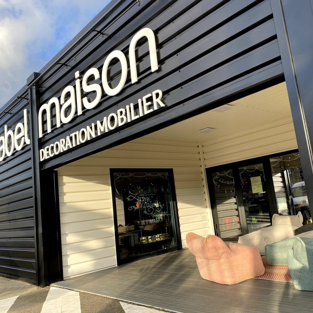 Label Maison 2