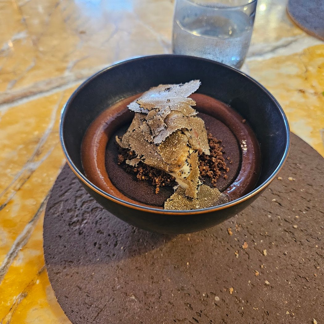 Immersion dans le restaurant Ochre* 3