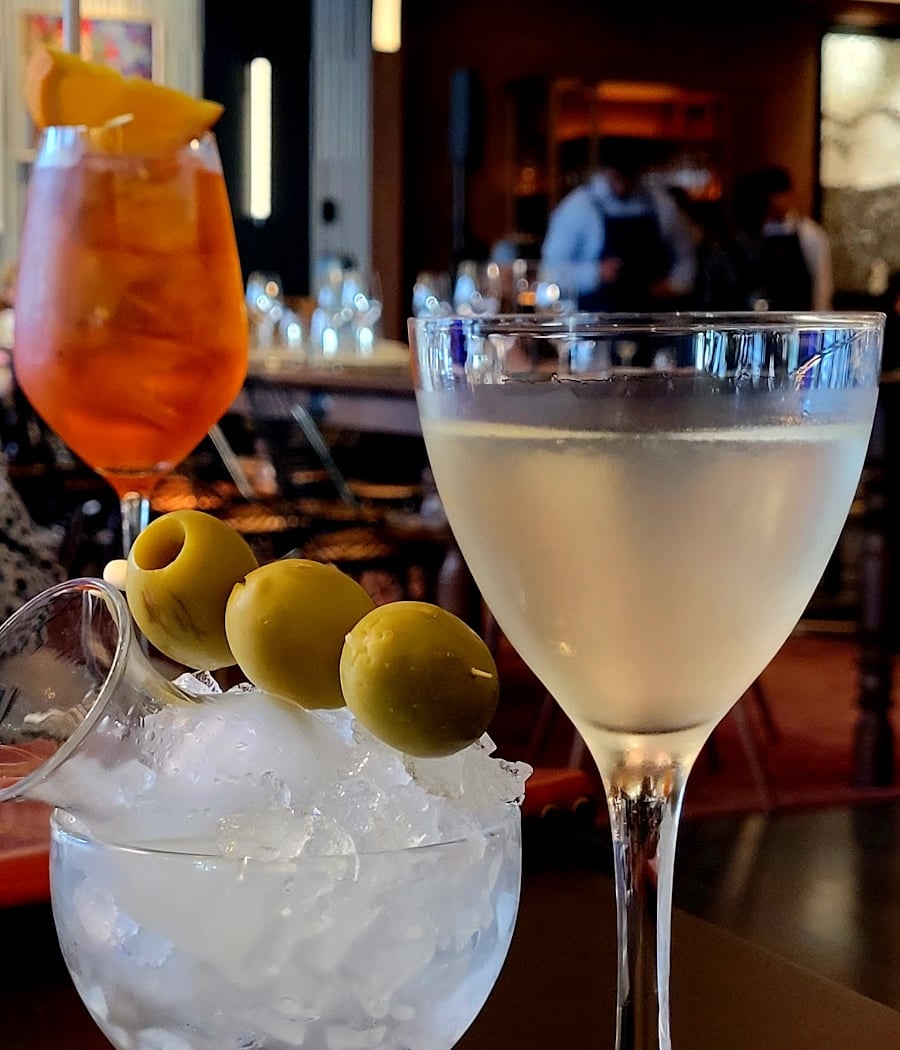 Happy Hour 4