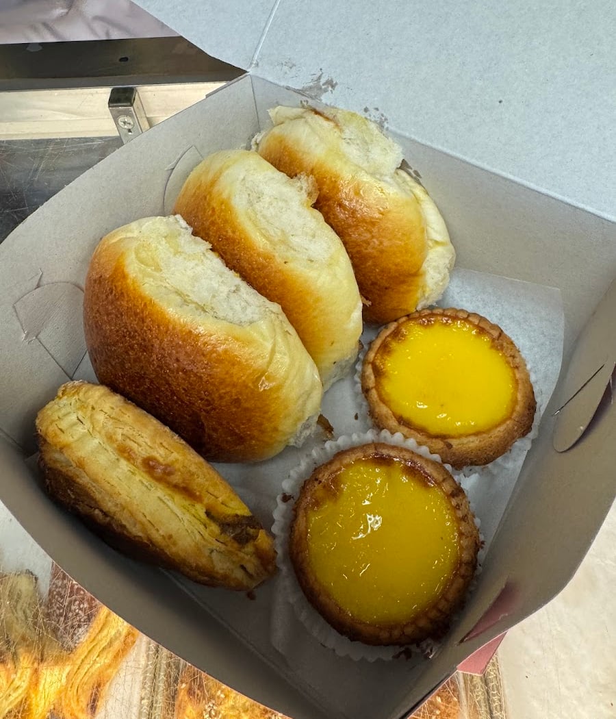 Lung Fung Bakery 2