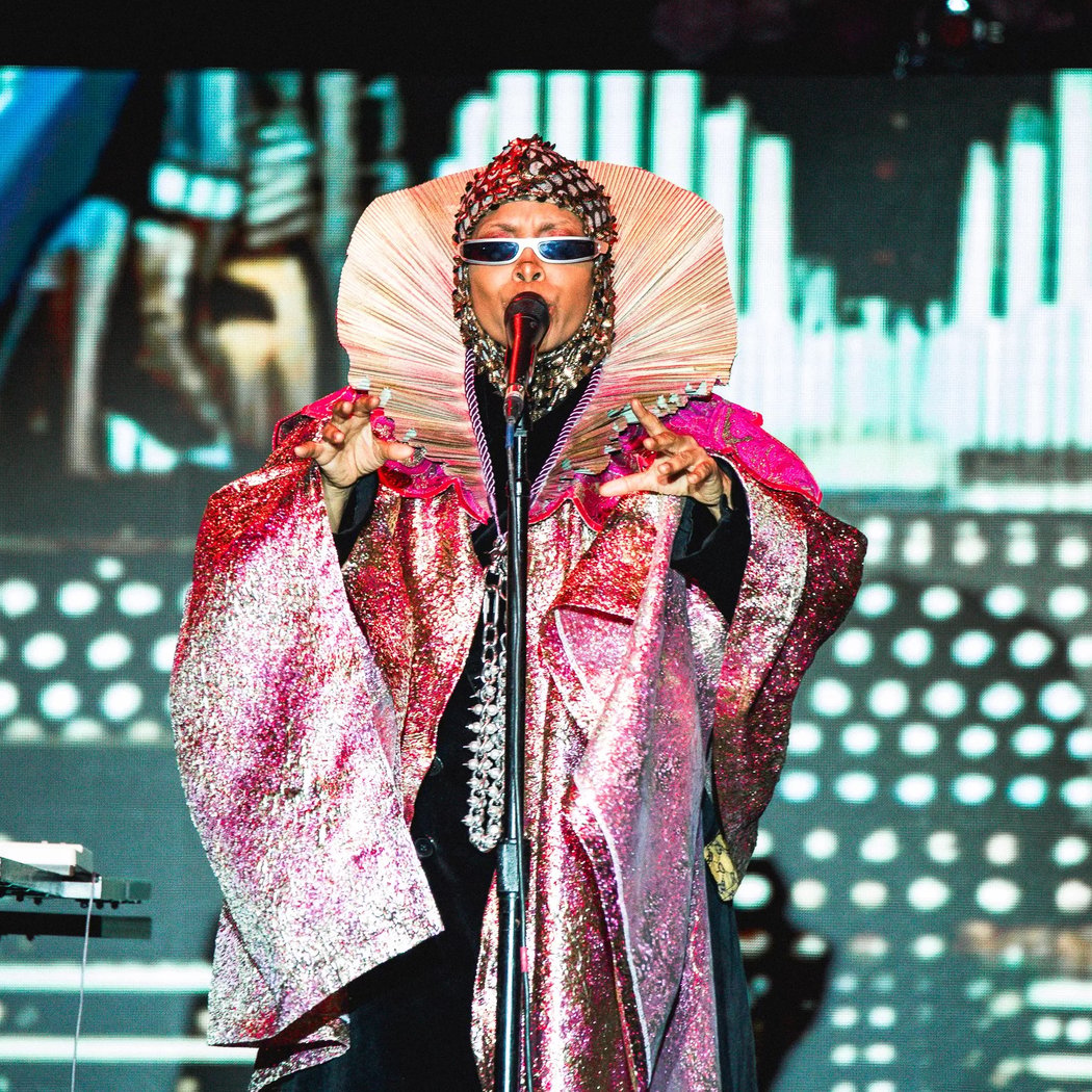 Erykah Badu 3