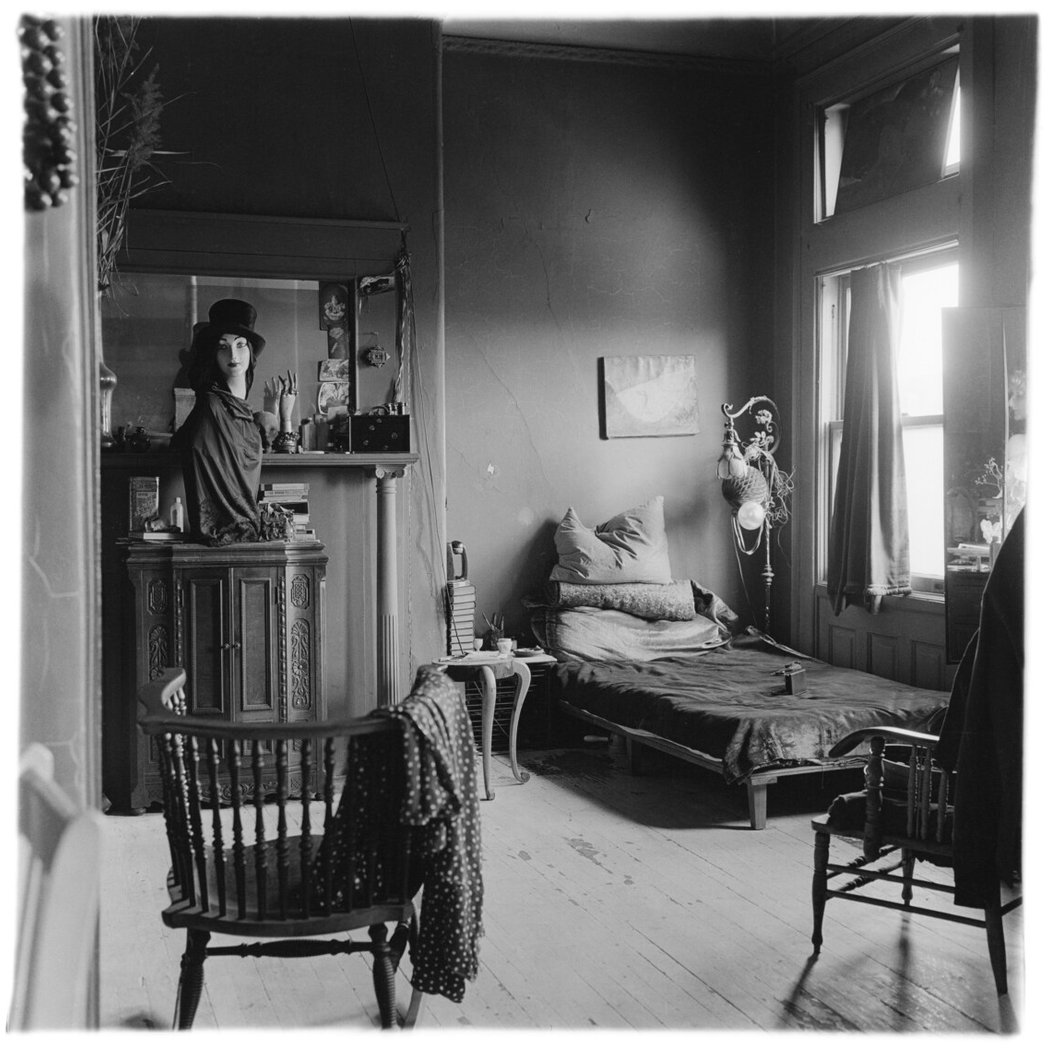 A Slide Show and Talk by Diane Arbus 1